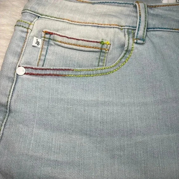 Judy Blue Mid-Rise Rainbow Thread Women's Shorts Size Large Summer Trendy - Picture 13 of 14